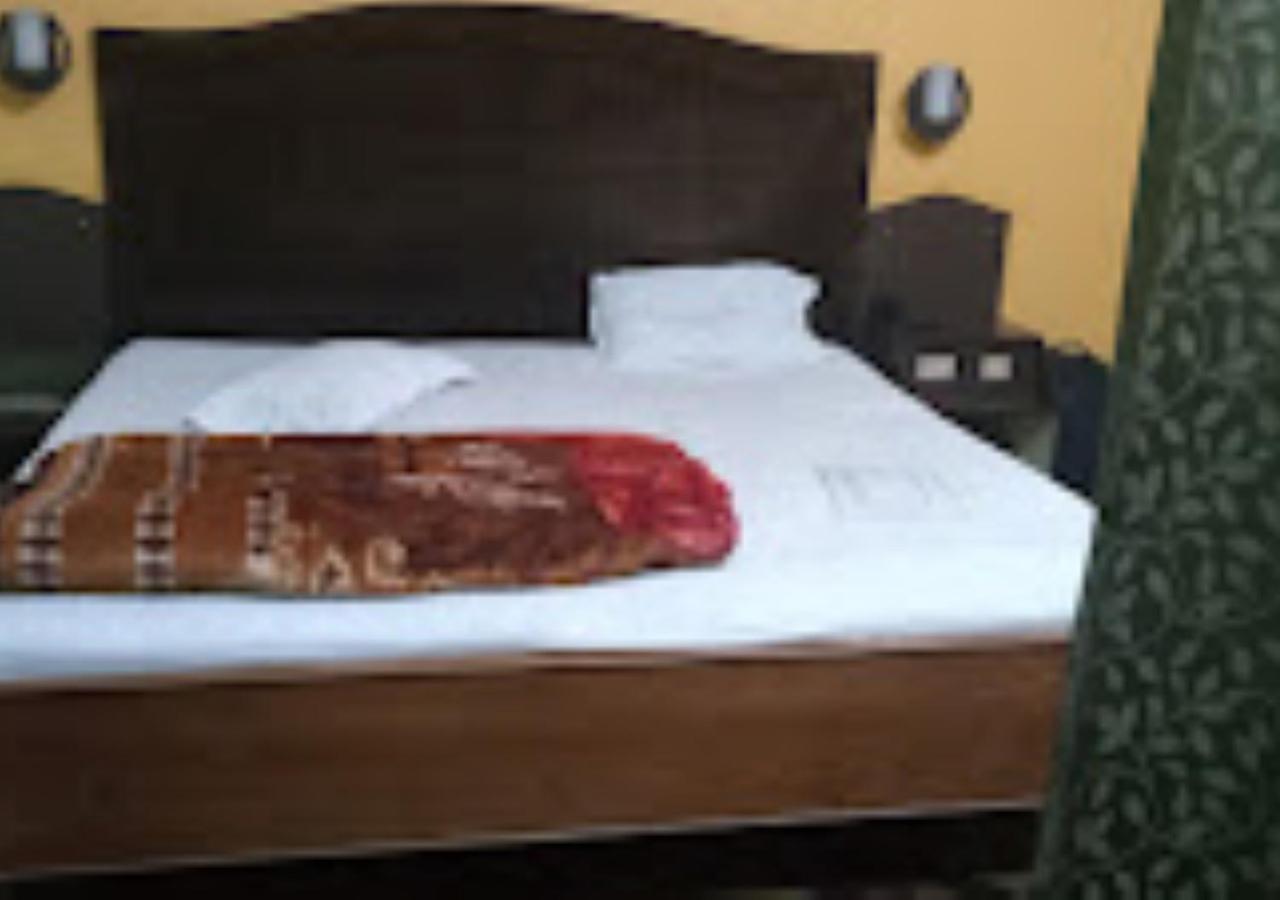 Hotel Solan Rourkela Bagian luar foto